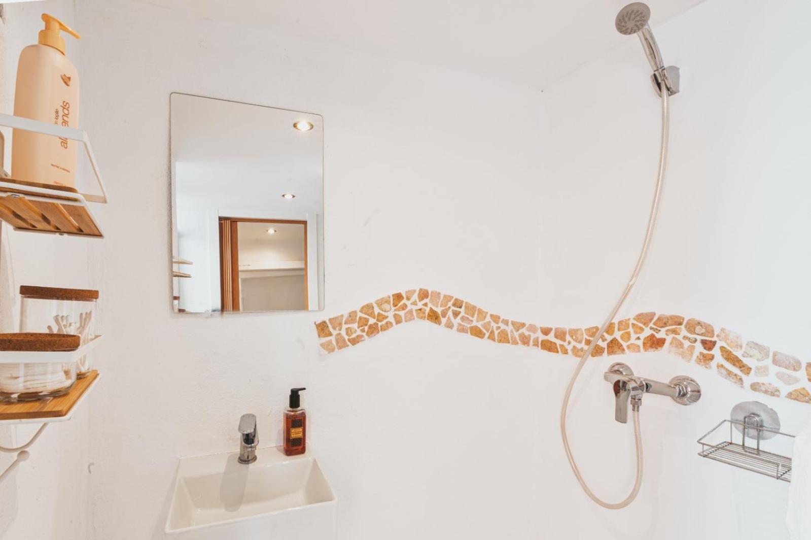 Encanto Guesthouse Canillas de Aceituno エクステリア 写真